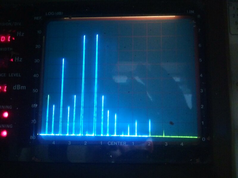 spectre avec 2 stations simultanées.jpg